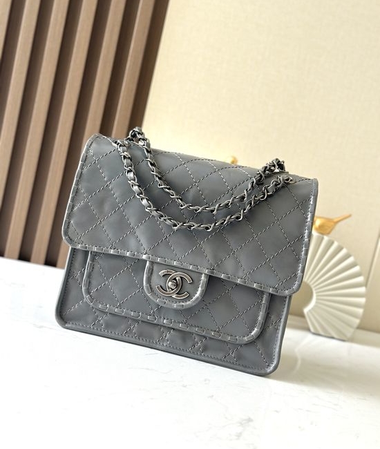 Chanel Vintage Resin Leather Flap Bag 2225