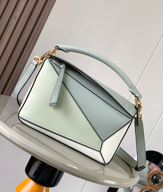 Loewe Puzzle Handbag Gray White 9005