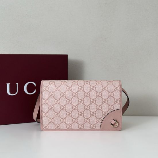 Gucci Pink Patent Leather Casual Bag 820688