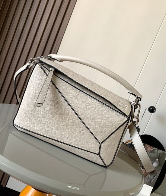Loewe Puzzle Leather Handbag 9005
