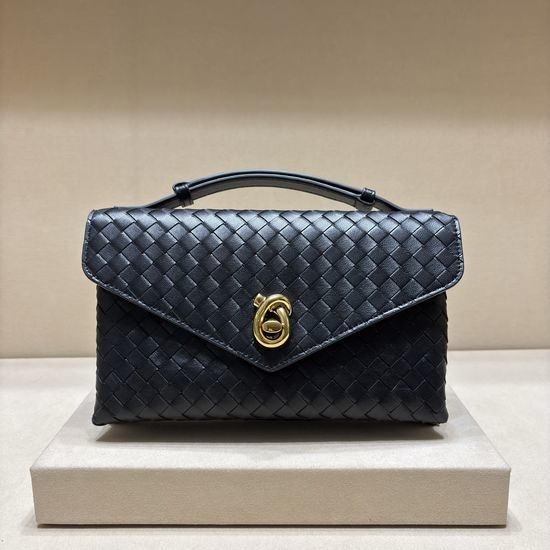 Bottega Veneta BV Knot Lock Intrecciato Woven Bag 817192