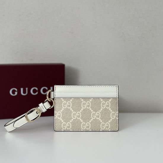 Gucci White Rubber Wallet 819121