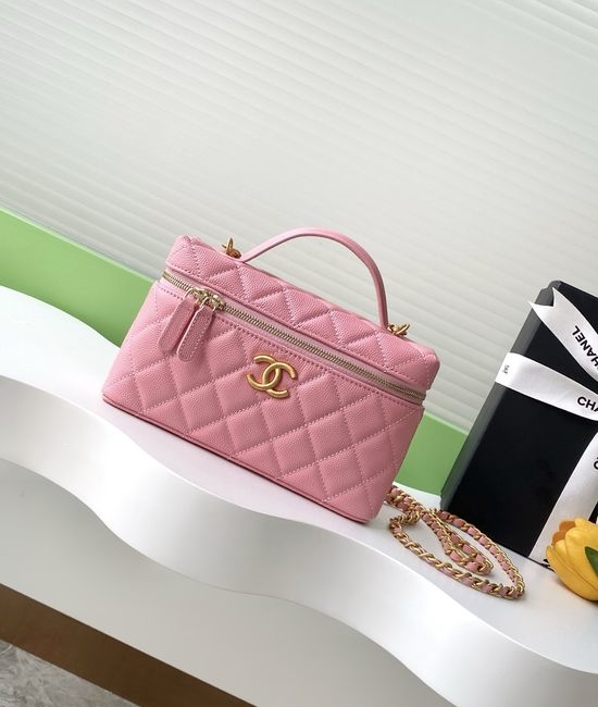 Chanel Chain Clutch Grained Calfskin AP4583