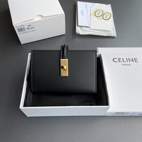 Celine TRIOMPHE16 Shiny Leather Wallet 10M483CQ7.04LU483