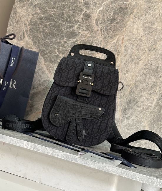 Christian Dior CD Saddle Grained Calfskin Backpack 93313