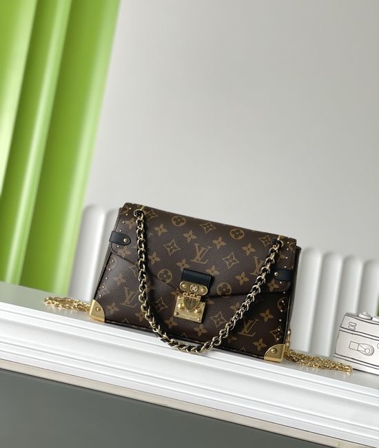 Louis Vuitton LV TRUNKIE Chain Messenger Bag M14526