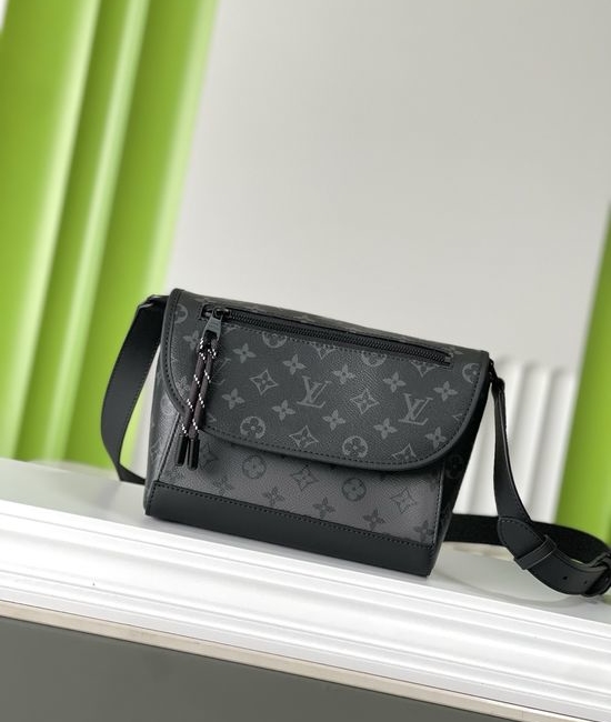 Louis Vuitton LV PULSE Black Monogram Messenger Bag M12681