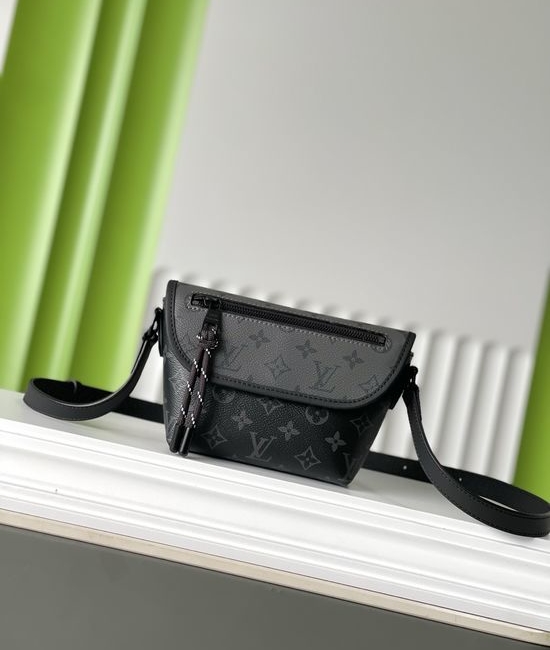 Louis Vuitton LV PULSE Black Monogram Messenger Bag M12806