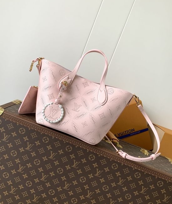 Louis Vuitton LV Blossom Mahina Bloom Perforated Leather Bag M13839