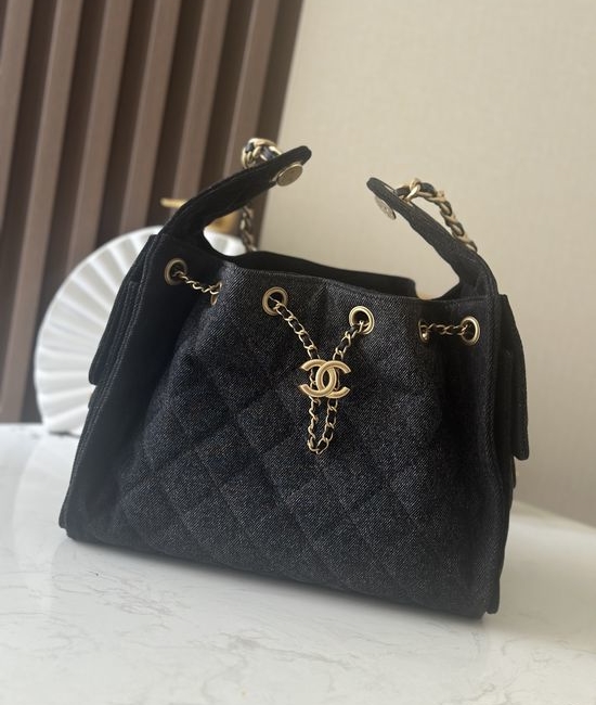 Chanel Hobo Shoulder Bag AS5293