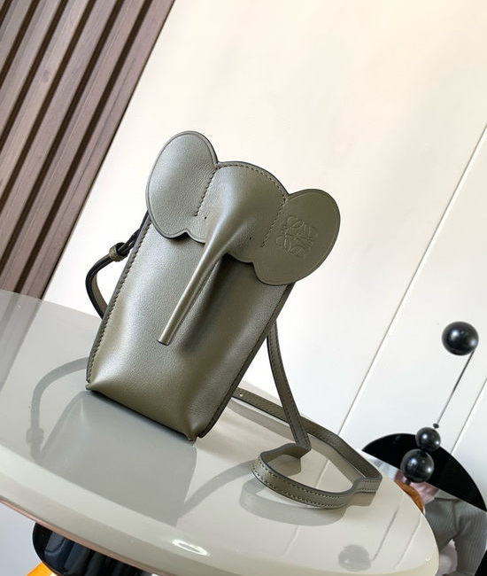 Loewe Elephant Series Leather Crossbody Phone Bag 9200