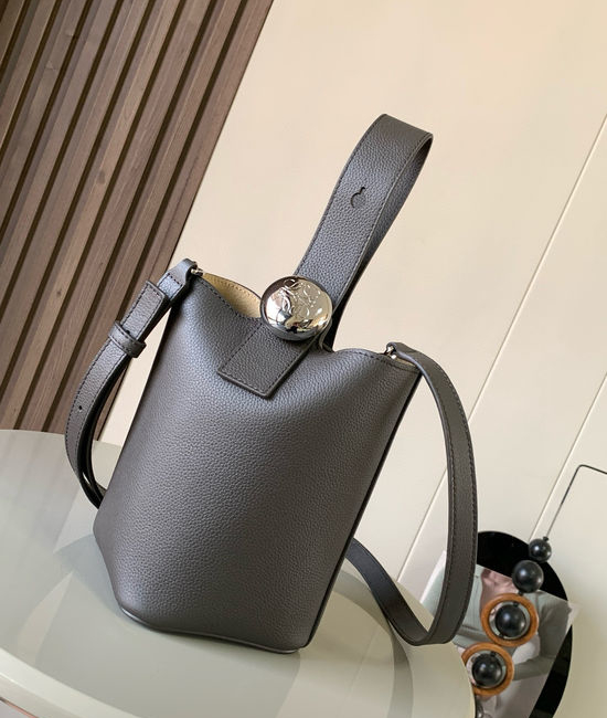 Loewe Pebble Bucket Mini Grain Leather Bag 9047
