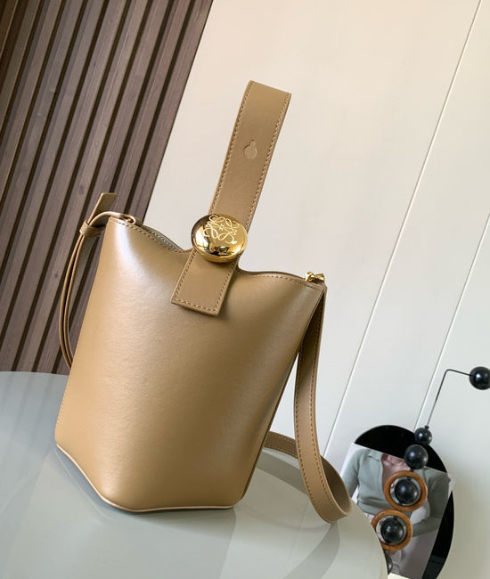 Loewe Pebble Bucket Mini Grain Leather Bag 9047