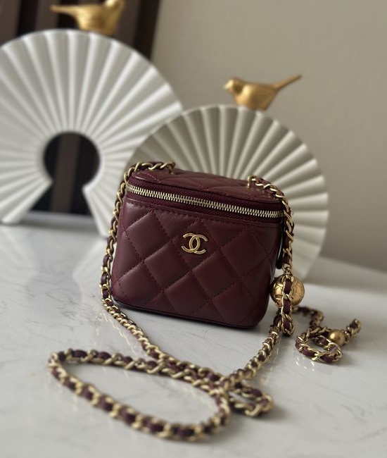 Chanel Mini Chain Box Handbag 66014