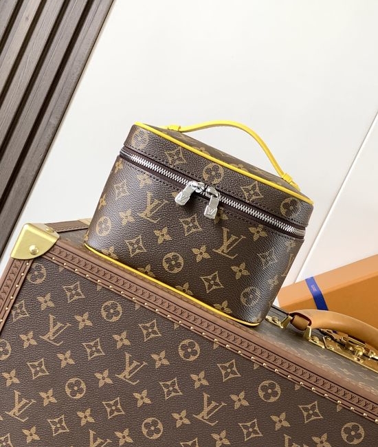 Louis Vuitton LV Nice Mini Cosmetic Bag M12650