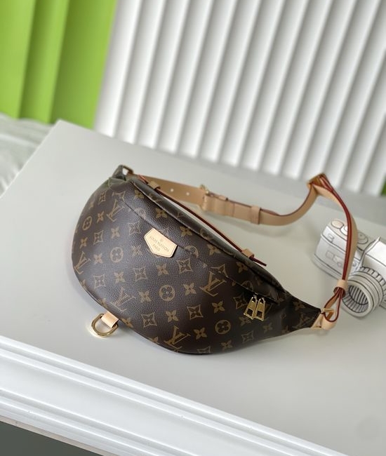 Louis Vuitton LV BUMBAG Monogram Waist Bag M43644