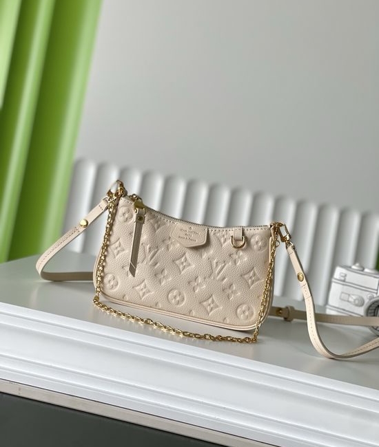 Louis Vuitton LV EASY POUCH Chain Crossbody Bag M81066