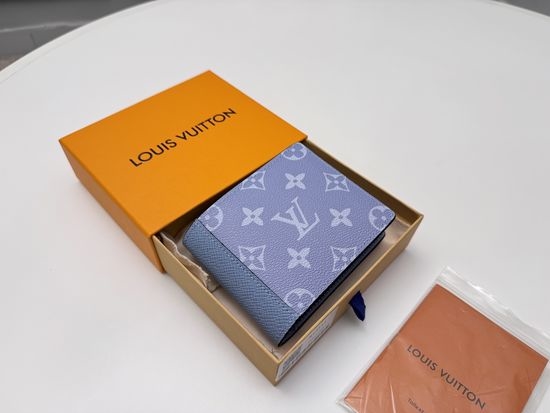 Louis Vuitton LV Tagarama Multiple Short Wallet M14111