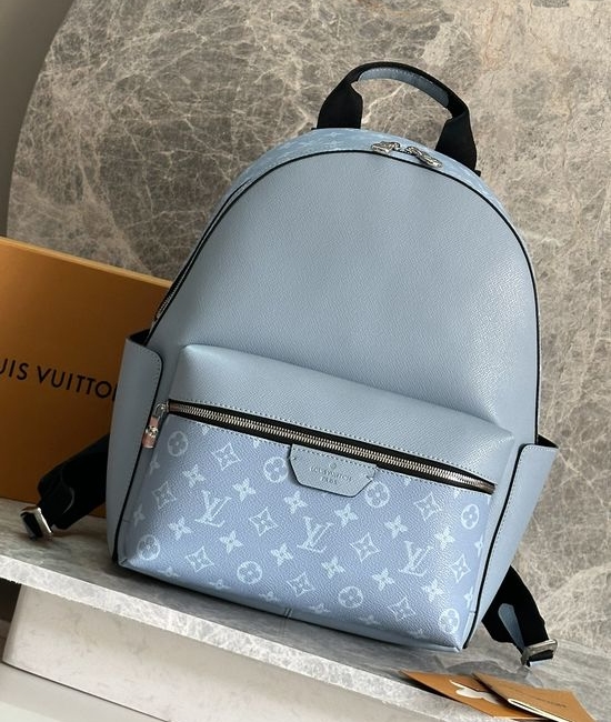 Louis Vuitton LV DISCOVERY Small Backpack M14072