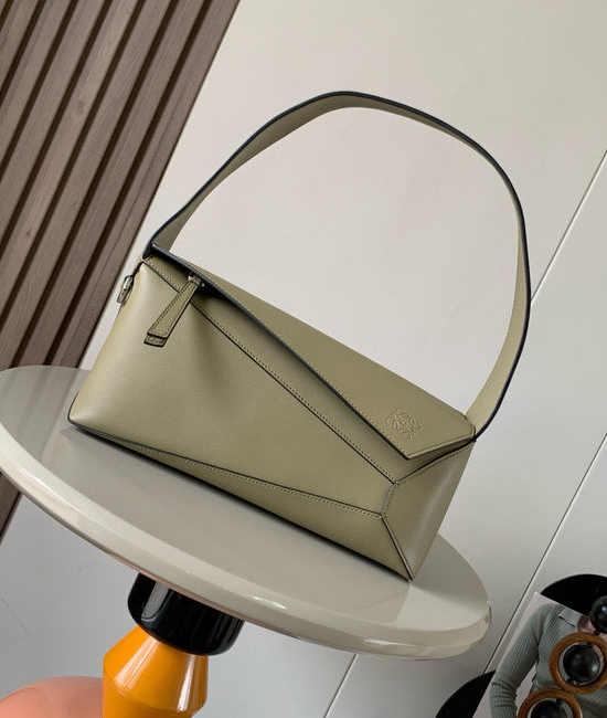 Loewe Puzzle Hobo Shoulder Bag Moss Green 8018