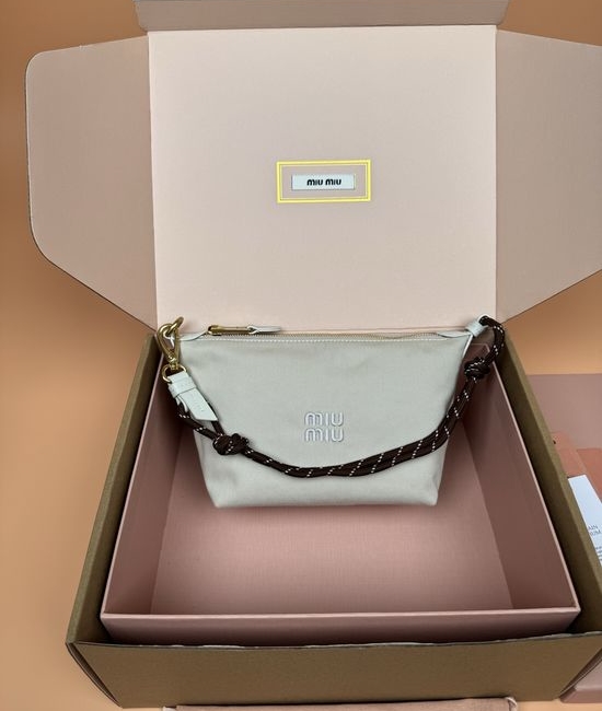 Miu Miu Nappa Drawstring Pouch 5NE841
