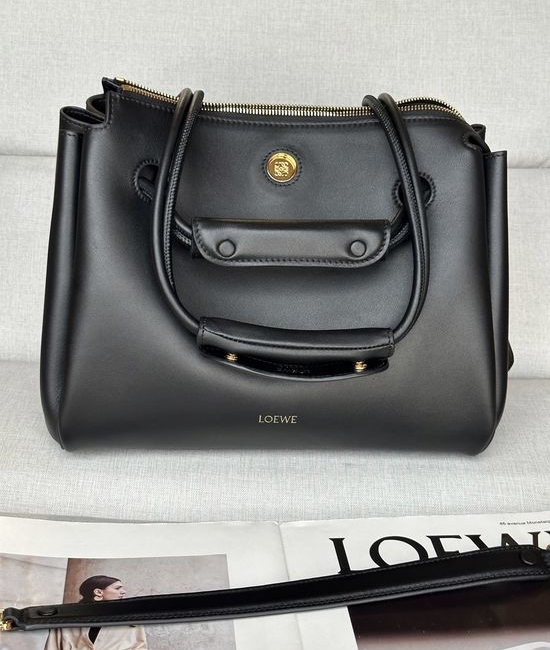 Loewe Madrid Medium Leather Handbag 0255
