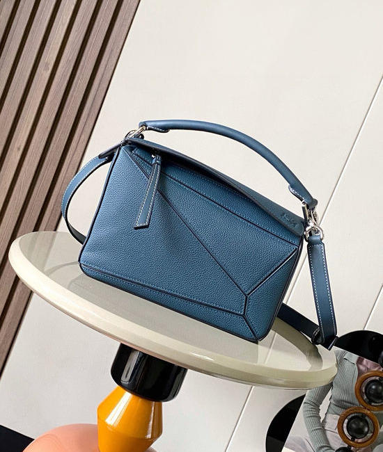 Loewe Puzzle Grained Leather Handbag 9005