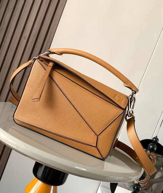 Loewe Puzzle Grained Leather Handbag 9005