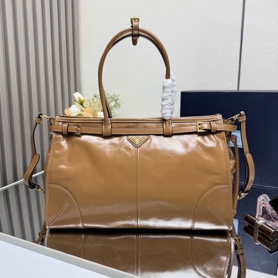 Prada LusSolf Patent Leather Tote Bag 1BA433