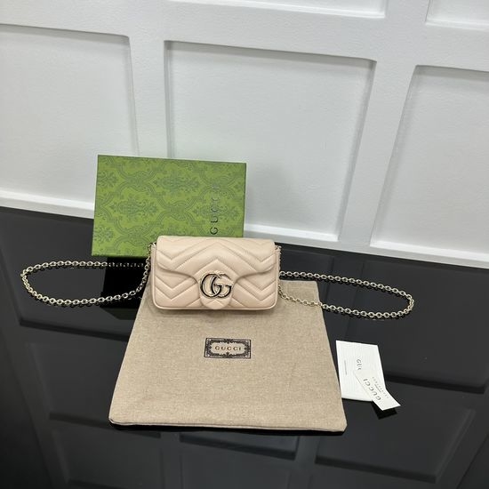 Gucci GG Marmont Super Mini Matelasse Chain Bag 841290