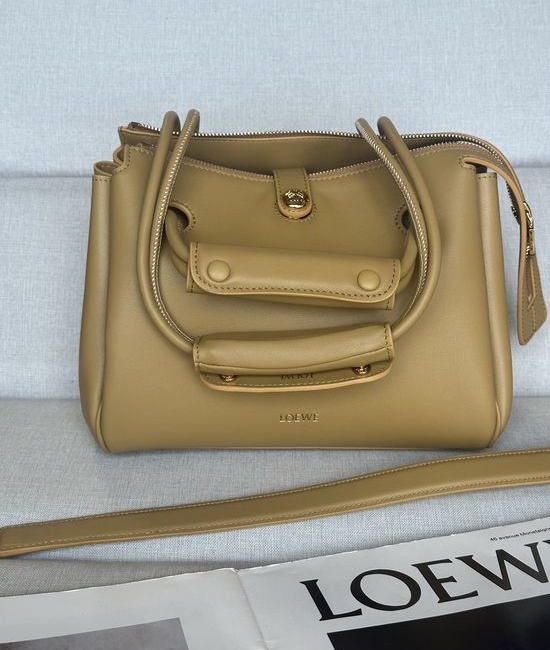Loewe Madrid Trapeze Leather Shoulder Bag 0256