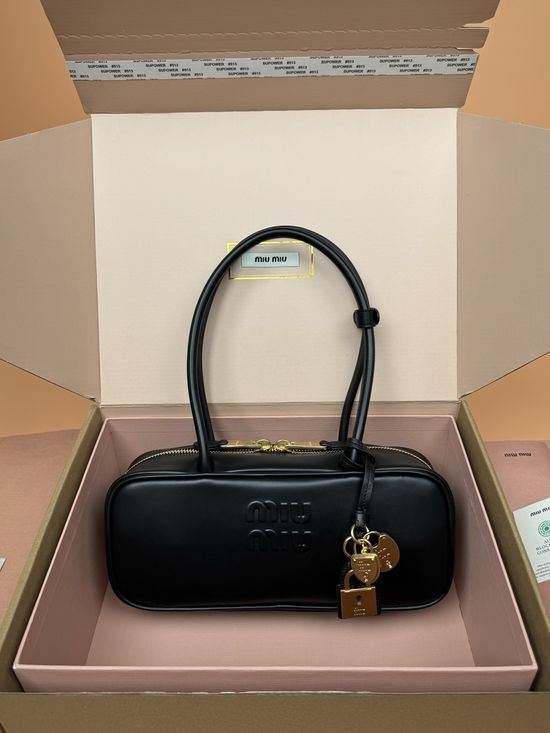 Miu Miu Beau Calfskin Leather Handbag 5BB173