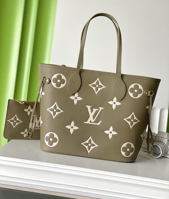 Louis Vuitton LV Neverfull Leather Shopping Tote M46649