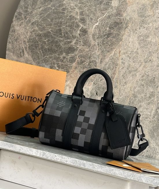 Louis Vuitton LV Keepall Bandoulière 25 Coated Canvas Bag M14919