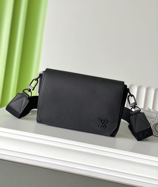 Louis Vuitton LV TAKEOFF Leather Messenger Bag M24769