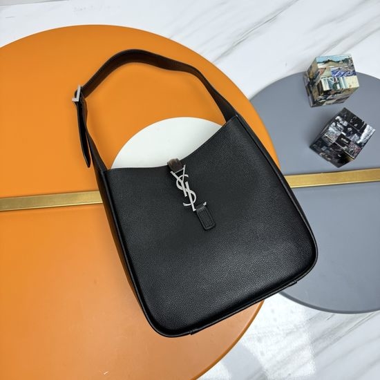 Yves Saint Laurent YSL LE 5A7 Underarm Bag 713938
