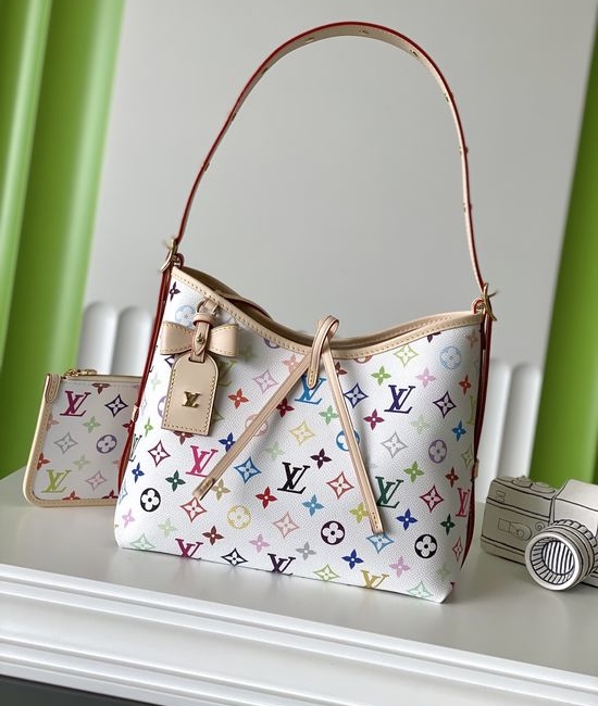 Louis Vuitton LV Carryall Satchel Bag M13661
