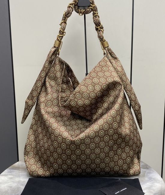 Yves Saint Laurent YSL Chain Shopping Bag Medallion Jacquard 834750