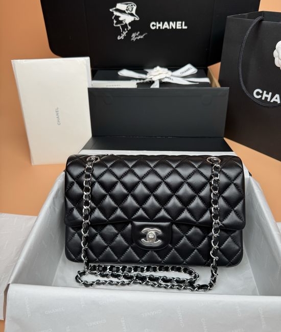 Chanel Classic Lambskin Flap Bag 1112