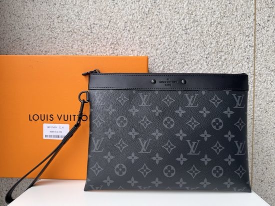Louis Vuitton LV Pochette To-Go Wristlet Clutch M81569