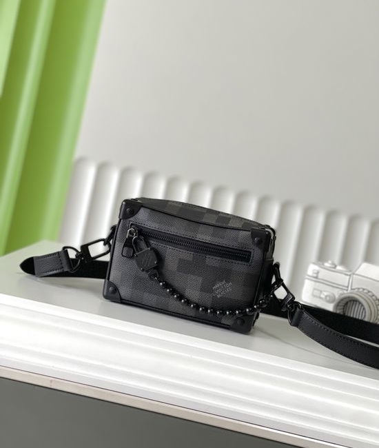 Louis Vuitton LV Soft Trunk Chain Box Bag M14922