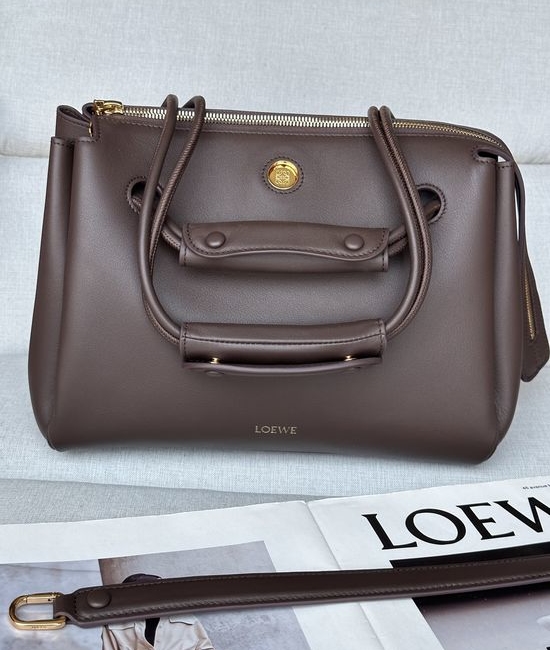 Loewe Madrid Medium Leather Bag 0255