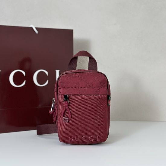 Gucci Handbag Red Canvas 834274
