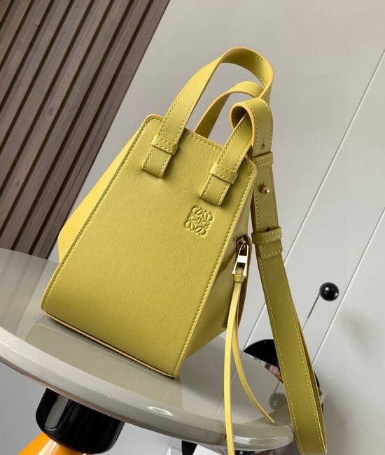 Loewe Hammock Bag Smooth Leather 9002