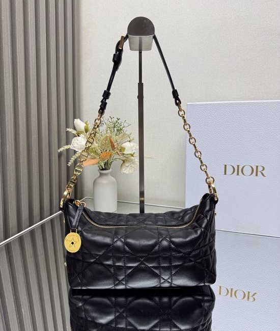 Christian Dior CD Christian Dior CDstar Hobo Chain Bag Black 3202