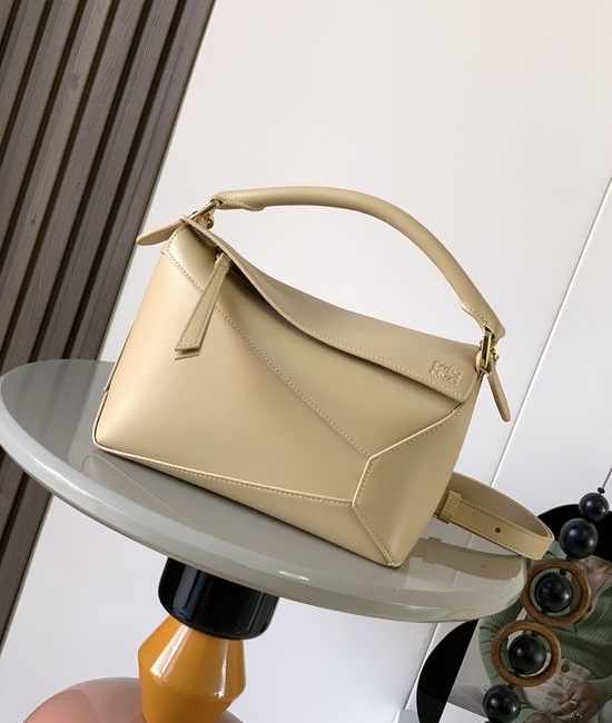 Loewe Puzzle Handbag Small 24CM Soft Nappa Leather 9311