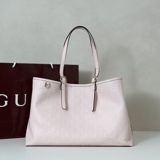 Gucci Light Pink Embossed Handbag 815213