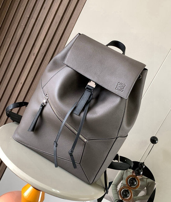 Loewe Puzzle Backpack Grained Leather Backpack 9031
