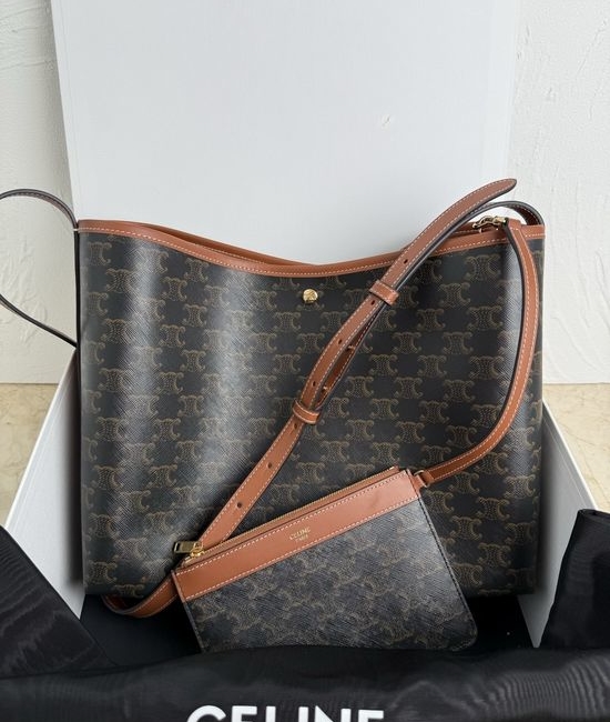 Celine SOFT SHOPPER Printed Handbag 123912