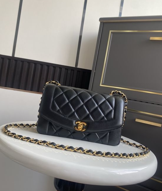 Chanel Vintage CF Lambskin Chain Bag AS2221